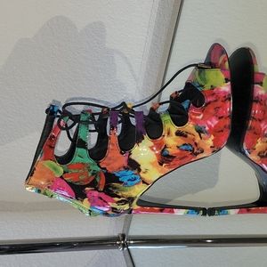 Steve Madden Lace up colorful patent stilettos- size 8.5